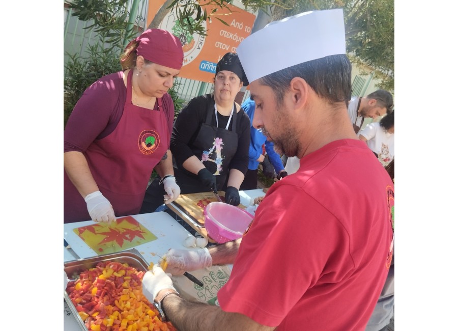 Μαγειρεύουμε μαζί, μοιράζουμε ελπίδα