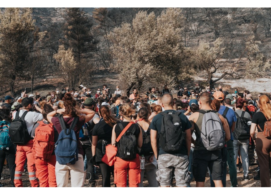 Giving Tuesday - Σώσε τη γειτονιά σου!